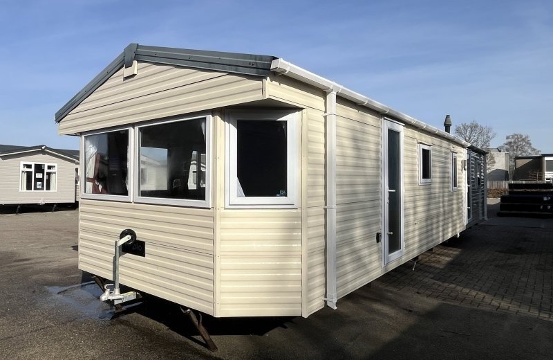 Delta Amplio 4 slpkmrs 2015